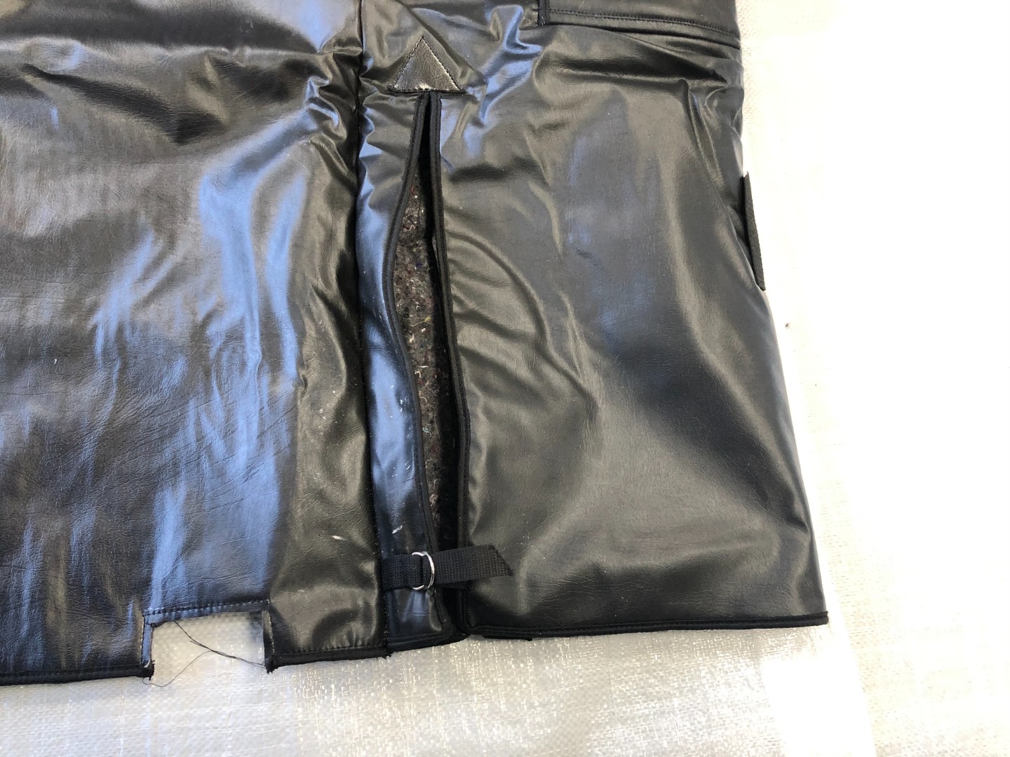 Утеплювач капота старого зразка шкірзам для КамАЗ 5320-3914010-40