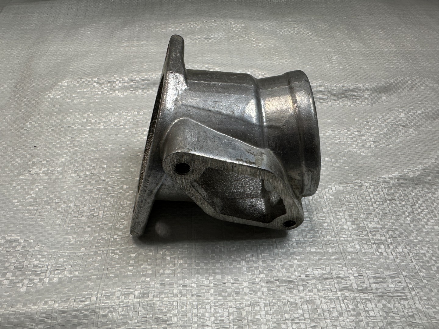 Корпус сапуна, сапун для УраЛ 740-1014103 740-1014102