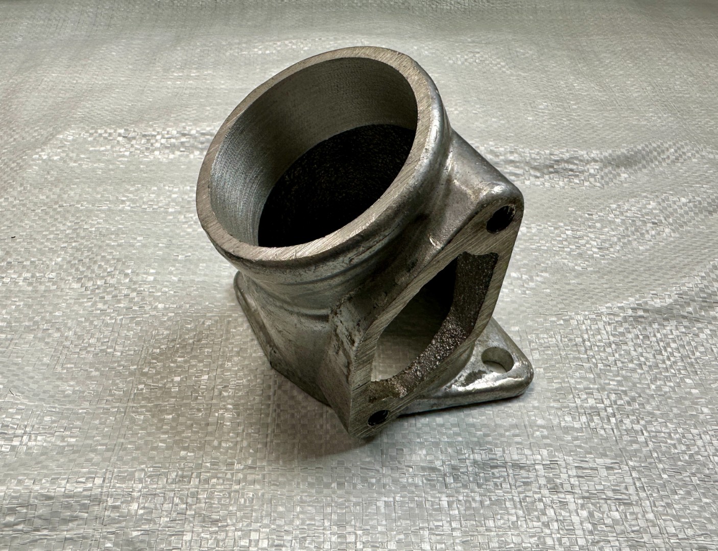 Корпус сапуна, сапун для УраЛ 740-1014103 740-1014102