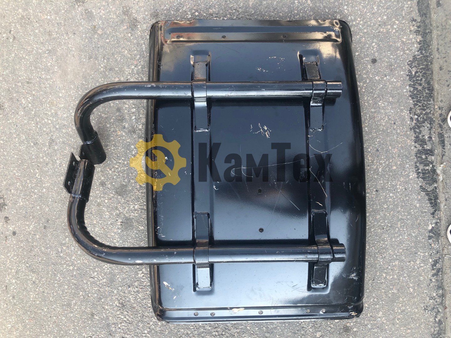 Крило заднє 4310, 43105 ліве переднього моста для КамАЗ 43105-8403021