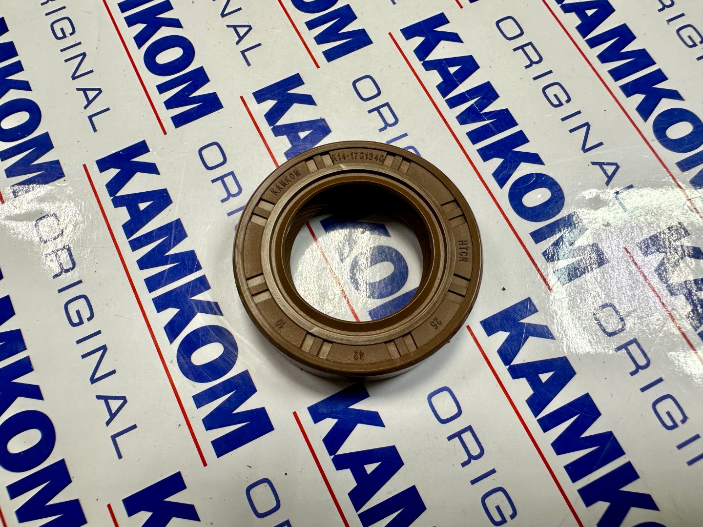 Манжета маховика 25х42х10 Viton для КАМАЗ 14-1701340 \ КАМКОМ