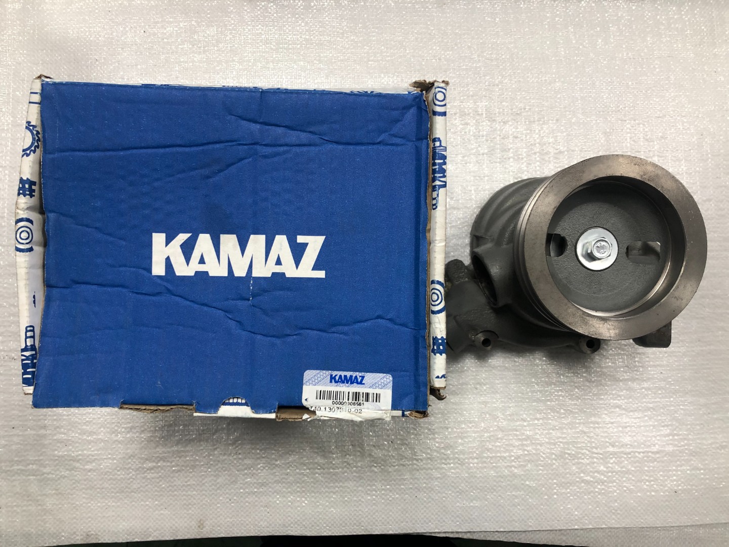 Насос для КамАЗ 740.1307010-02 / ВАТ КамАЗ